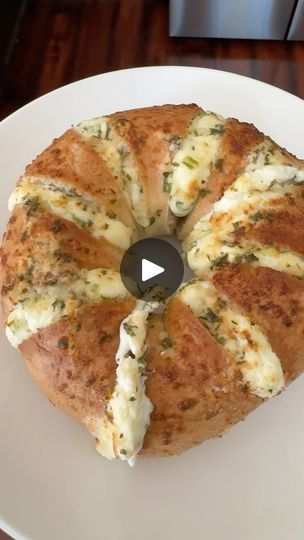 Air Fryer Bagels, No Carb Pasta, Actifry Recipes, Bagel Bites, Bagel Cream Cheese, Bagel Recipe, Sunday Breakfast, So Sorry, Fryer Recipes