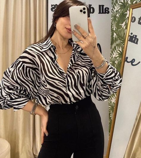 Printed Shirt Outfit, Zebra Print Shirt, Zebra Shirt, Work Style, Work Fashion, Print Shirt, Zebra Print, Shirt Outfit, Casual Chic