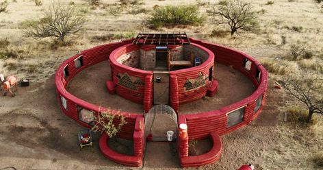 Hyperadobe House, Earth Ship, Sustainable House Design, Earth Sheltered Homes, Earth Bag Homes, Shed Office, Earth Bag, Off Grid House, Earthship Home