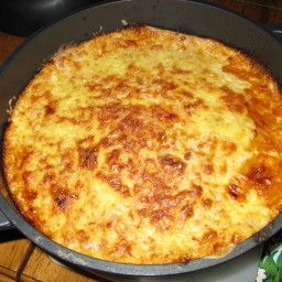 Greek Spaghetti Casserole Pizza Pasta Casserole Recipe, Greek Spaghetti, Pizza Pasta Casserole, Crock Pot Pizza, Spaghetti Casserole Recipe, Crockpot Spaghetti, Pasta Casserole Recipes, Slow Cooker Casserole, Spaghetti Casserole