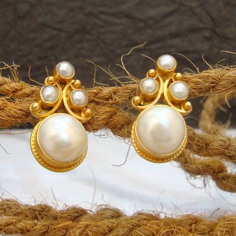 Valentines Day Real Pearl Gemstone yellow Gold Plated 925 Sterling Silver Stud Earrings Pretty Earri Real Pearl Earrings, Gold Jewellry, Edwardian Jewelry, Sterling Silver Locket, Silver Earrings Handmade, Gemstone Beaded Necklace, Sterling Silver Stud Earrings, Gold Earrings Designs, Silver Lockets