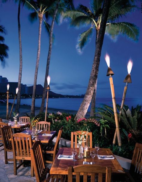 Visit This One Landmark Restaurant For A True Taste Of Hawaii 10/23/17 Waikiki Beach, Duke’s Waikiki- All meals are served with a generous helping of Aloha Spirit, and you are sure to fall in love with Duke’s from the moment you sit down at your oceanside table with Diamond Head views Dukes Waikiki, Waikiki Restaurants, Hawaiian Restaurant, Honolulu Waikiki, Hawaii Honeymoon, Hawaiian Vacation, Hawaii Life, Waikiki Beach, Hawaii Vacation