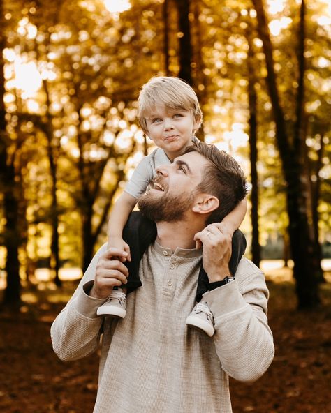 Making memories and embracing the colors of fall, one leaf at a time 🌼 Grandparent Photoshoot Grandkids Fall, Dad With Kids Photoshoot, Fall Baby Pictures, Colors Of Fall, Family Sessions, Fall Family Photos, Fall Pictures, Fall Photos, Making Memories