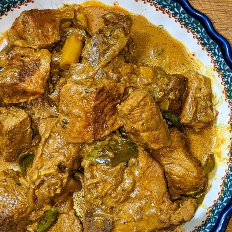 Pork Loin Curry Recipes, Curried Pork Chops, Curry Pork Chops Recipes, Pork Chop Curry, Pork Coconut Curry, Pork Curry Recipes Simple, Curry Pork Recipes, Pork Curry Recipes, Curry Pork Chops