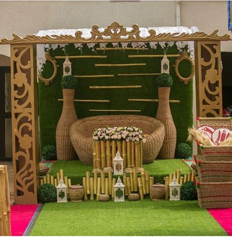 Traditional Decor For Wedding, African Wedding Decorations Receptions, African Wedding Backdrop Ideas, African Traditional Wedding Decoration Table Settings, Traditional Marriage Decoration Nigerian, Traditional Event Decor, Nigerian Traditional Wedding Decoration, African Wedding Traditions, Igbo Traditional Wedding Attire