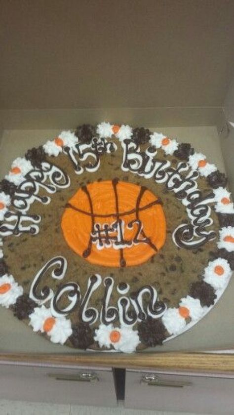 Basketball Cookie Cake Ideas, Basketball Cookie Cake, Cookie Cake Ideas, Birthday Cookie Cake, Basketball Crafts, Basketball Boyfriend, Basketball Cookies, Basketball Birthday Party, Basketball Drawings