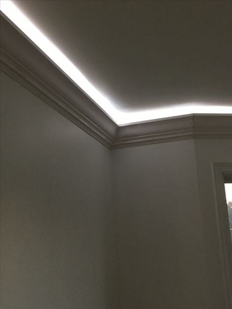 Rope lighting behind 5" crown molding ❤️️ Crown Molding Rope Lighting, Crown Molding Lighting Bedroom, Ceiling Trim With Led Lights, Backlit Crown Molding, Bedroom Lighting Ideas Ceiling, Crown Lighting, Crown Molding Lights, Ceiling Crown, Home Lighting Ideas