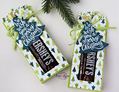 Stampin Up Hershey Bar Holder, Christmas Treat Packaging, Stampin Up Hershey Nugget Treat Holder, Christmas Treat Holders Diy, Christmas Treat Holders Craft Fairs, Stampin Up Treat Boxes Project Ideas, Christmas Table Favors To Make, Candy Holders Diy Ideas, Stampin Up Treat Holders