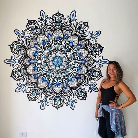 Painting Ideas Mandala, Wall Hanging Drawing, Mandala Art Wall Hanging, Bedroom Wall Painting Ideas, Hanging Drawing, Mandala Art Wall, Bedroom Wall Painting, Mandala Drawings, Diy Wall Painting