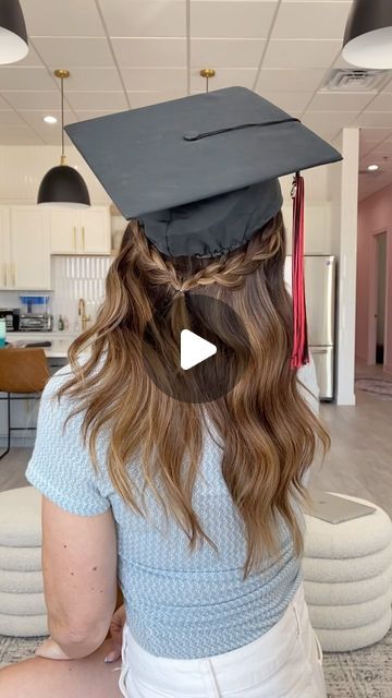 Cute Girls Hairstyles on Instagram: "Take note because this graduation hat hairstyle is too cute 📝 You can never go wrong with some braids!"