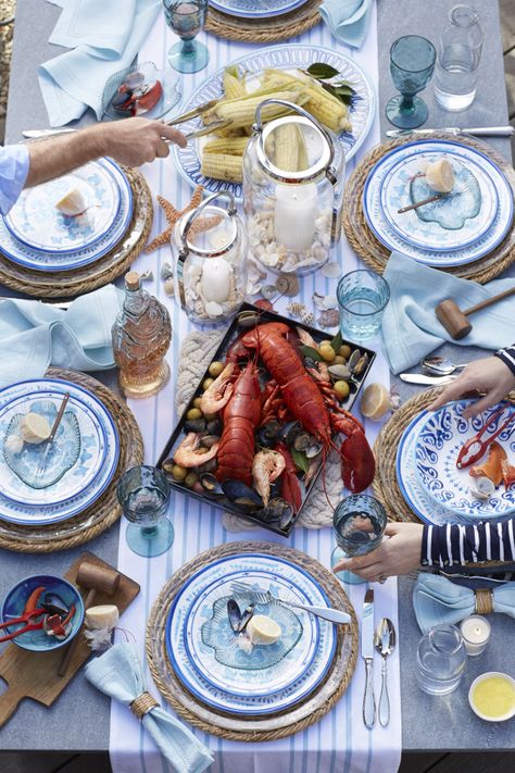 Dinner Party Menu Ideas, Seafood Dinner Party, Party Menu Ideas, Seafood Party, Lobster Dinner, Date Night Dinners, Coastal Dining, Dinner For 2, Bedroom Minimalist