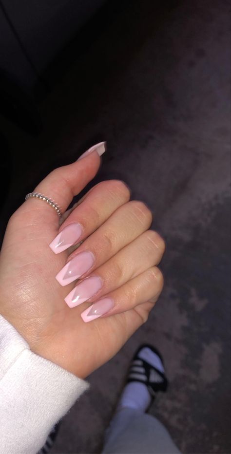 V Shaped French Tip Nails Pink, Light Pink V Tip Nails, Pink French Tip Nails Coffin Short, Triangle French Tip Nails Pink, Coffin Pink French Tip Nails, Pink French Tip Nails Coffin, V Shape French Tip, Baby Pink Nail Ideas, Baby Pink French Tip Nails