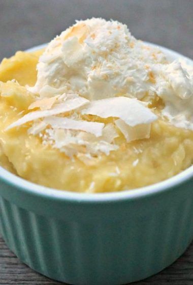 Coconut Cream Pudding, Coconut Cream Dessert, Recipes With Coconut Cream, The Novice Chef, Novice Chef, Almond Macaroons, Coconut Cream Pie Recipes, Sweet Whipped Cream, Coconut Pudding