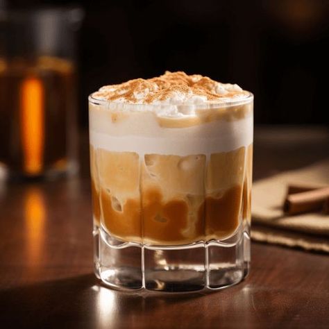 The Bourbon Cream is a rich, creamy, and sweet cocktail. The bourbon gives it a strong, robust flavor, while the cream and sugar add a smooth, velvety sweetness. It has a hint of vanilla and caramel, making it a decadent treat. Bourbon Cream Recipes, Bourbon Cream Cocktail, Bourbon Drinks Recipes, Whiskey Drinks Recipes, Sweet Cocktail, Bourbon Recipes, Yummy Cocktails, Bourbon Cream, Specialty Drinks