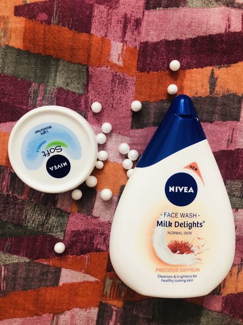 Dry Skin Facewash, Nivea Face Wash, Glow Skincare, Affordable Skin Care, Normal Skin, Product Review, Face Wash, Dry Skin, Dish Soap Bottle