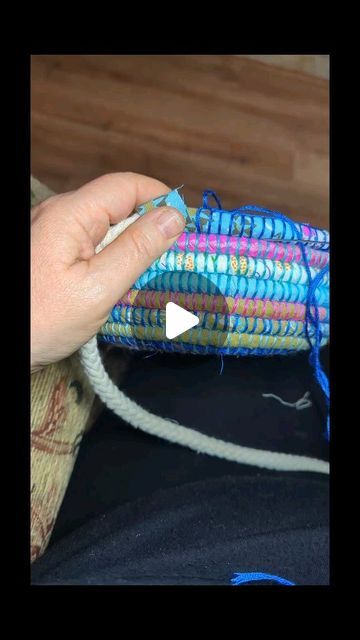 Fabric Scrap Bowl, Fabric Rope Bowls Diy How To Make, Coil Wrapped Baskets, Basket From Fabric Scraps, Rag Baskets How To Make, Textile Basket Tutorial, Fabric Coiled Baskets Diy, Rope Baskets Diy Tutorials Video, Christmas Rope Baskets