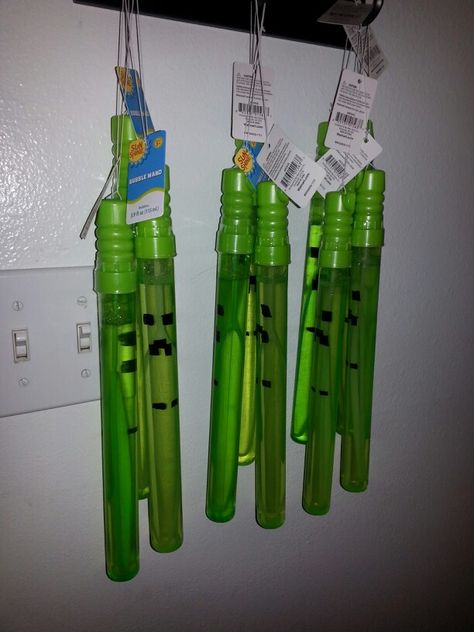 Creeper part favors (bubble wands) #minecraft #creepers #birthday Easy Minecraft Party Decorations, Minecraft Outdoor Party Ideas, Dollar Tree Minecraft Party, Diy Minecraft Decorations Parties, Unspeakable Birthday Party Ideas, Minecraft 8th Birthday Party, Creeper Birthday Party, Minecraft Creeper Birthday Cake, Minecraft Birthday Decor