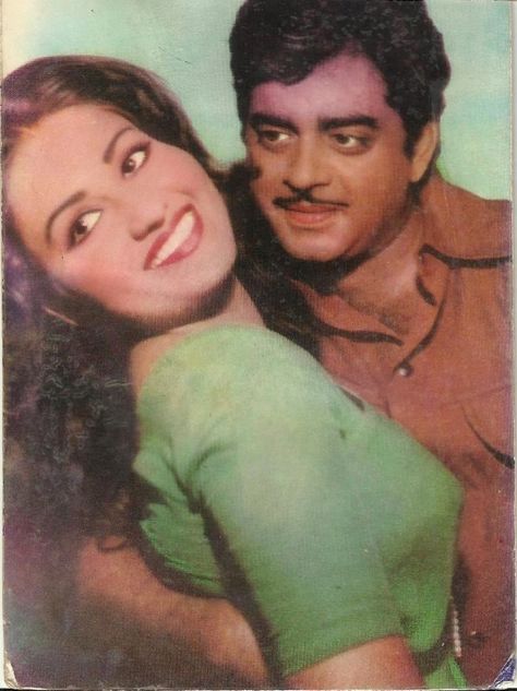 Reena Roy with Shatrughan Sinha Shatrughan Sinha, Reena Roy, Fashion 1980s, Indian Wedding Video, Living Legends, Wedding Video, Indian Wedding, Mona Lisa, Gold