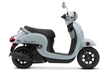 In hip downtown areas and places such as universities, the 2019 Honda Metropolitan is perfect for personal mobility. Here's a buyer's guide. Honda Nm4, Honda Shadow Phantom, Honda Metropolitan, Honda Scooters, Used Motorcycles For Sale, Scooter Rental, Best Electric Scooter, Honda Grom, Best Scooter