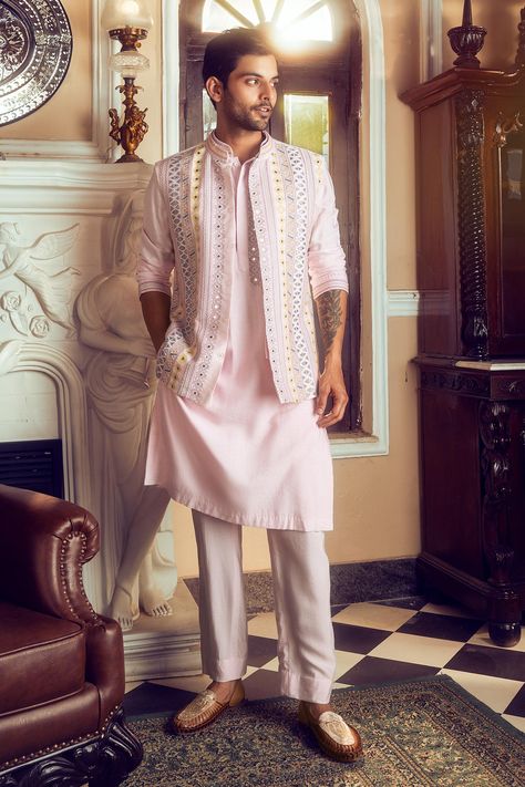 Sherwani Casual, Pink Kurta For Men, Ring Ceremony Dress, Western Outfits For Men, Boys Wedding Outfit, Groom Indian Wedding Outfits, Engagement Dress For Men, Kurta Designs Men's, Wedding Outfits Indian