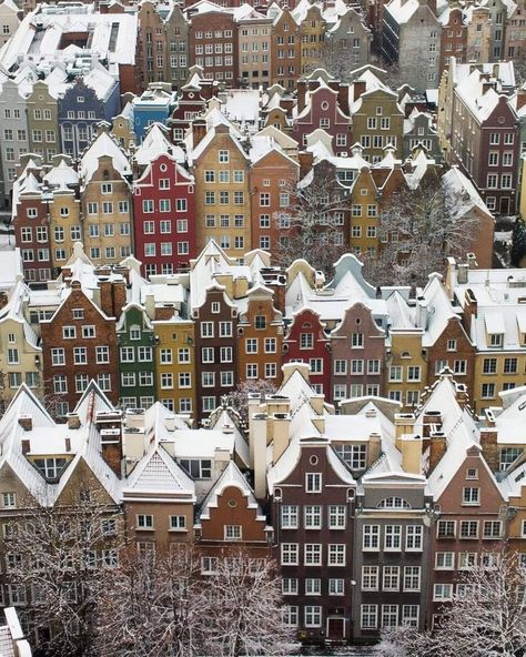 Gdańsk, Poland 📷 ✨ by Martyna Damska @martidamska [IG] via: https://bit.ly/3G8npJK Dream Escape, Snow Time, Gdansk Poland, Amsterdam Holland, Amsterdam Travel, Tree Quilt, Gdansk, Winter Aesthetic, Lost & Found