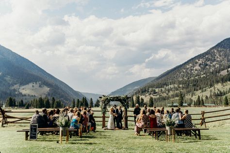 We Can’t Get Over the Epic Views and Neutral Hues in This 320 Guest Ranch Montana Wedding Montana Ranch Wedding, Montana Summer Wedding, Wedding Venues In Montana, Sage Lodge Montana Wedding, 320 Guest Ranch Montana, Big Sky Wedding, Spruce Mountain Ranch Wedding, Montana Wedding Venues, Wedding Ring Dish