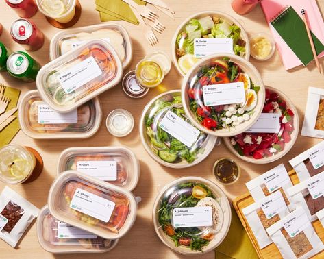 Healthy Food Business Ideas, Office Catering Ideas Lunches, Corporate Lunch Box Ideas, Meal Prep Service Business, Delivery Food, Salad Delivery Packaging, Catering Photography, Corporate Lunch Boxes Catering, Healthy Catering