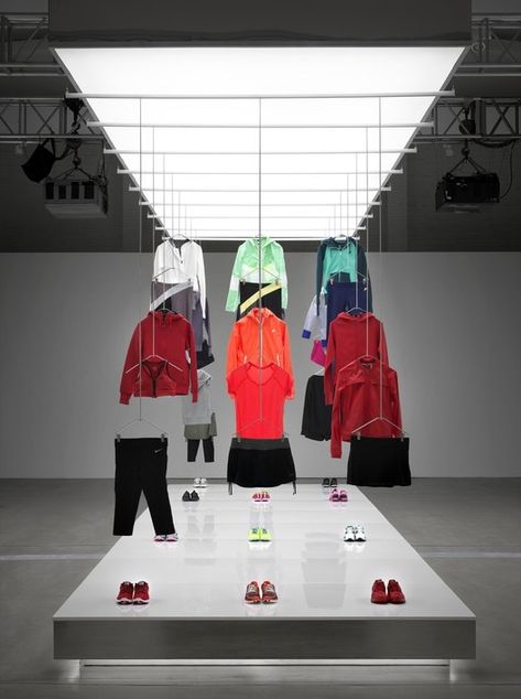 Gallery of Nike Pop Up Showroom / Maggie Peng & Albert Tien - 19 Fashion Display Window, Tiered Retail Display, Creative Clothing Display, Nike Pop Up, Retail Pop Up, Clothing Pop Up, Nike Visual Merchandising, Fashion Pop Up, Fashion Display Ideas