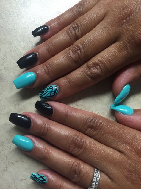 Black And Teal Nails Coffin, Matte Black And Teal Nails, Teal And Black Nails Designs, Black Teal Nails, Turquoise Black Nails, Black Turquoise Nails, Black And Teal Nail Designs, Black And Turquoise Nails, Turquoise And Black Nails