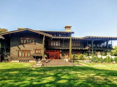 Pasadena Architectural Jewels I (Self Guided), Pasadena, California Gamble House Pasadena, Arts And Crafts Architecture, American Craftsman Style, Places To Visit In Usa, Los Angeles Architecture, Gamble House, Tutorial Class, Interior Design Course, Craftsman Furniture