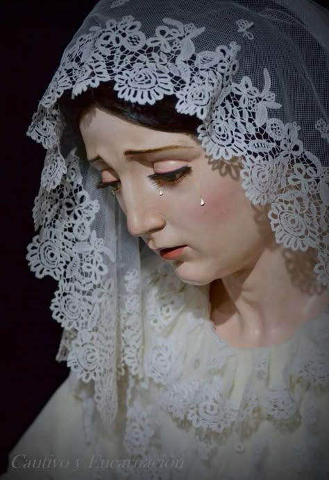 Weeping Mary, Crying Mary, Red Veil, Catholic Veil, Veiled Woman, Virgin Mary Statue, Art Photography Portrait, Mary Statue, Our Lady Of Sorrows