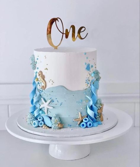 1st Birthday Cake Beach Theme, Ocean Theme Bday Cake, Beach First Birthday Cake, Ocean First Birthday Cake, Sea First Birthday, Ocean Birthday Cake Beach Themes, Ocean Birthday Party Cake, Sea Theme Cake Ocean, Sea Cake Ideas Birthday