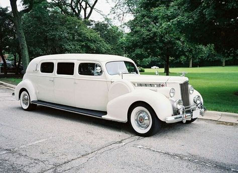 '39 Packard stretch limo Packard Cars, Work Trucks, Antique Car, Limousin, Us Cars, Classic Cars Trucks, Beautiful Cars, Rolls Royce, Old Cars