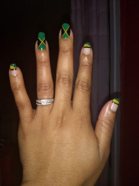 Jamaican Inspired Nails, Nails For Jamaica, Jamaican Nail Designs, Jamaican Nails, Easy Beginner Nail Art, Jamaica Nails, Beginners Nail Art, Beginner Nail Art, Nail Bling