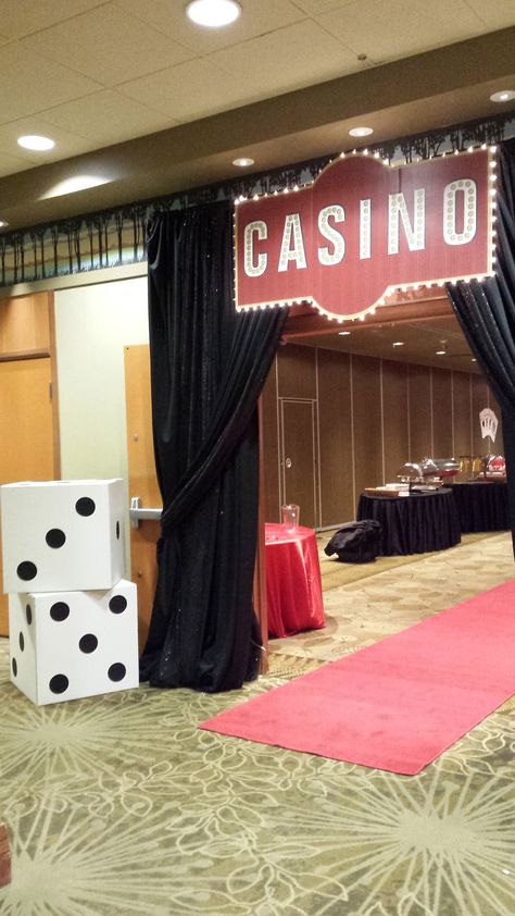 Casino Royale Decorations, Viva Las Vegas Prom Theme, Red Carpet Casino Night, Casino Night Party Outfit, Casino Sign, Casino Entrance, Casino Entrance Design, Casino Night Entrance, Casino Corporate Event