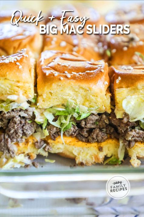 Easy sliders that taste exactly like a Big Mac! These Big Mac sliders are a total crowd pleaser, perfect for game days and parties. These Big Mac Sliders feature Hawaiian rolls with juicy ground beef inside, smothered with special sauce, melted cheese, pickles, and onions. This Big Mac Sliders recipe is one that’s requested again and again - they’re that good! Sliders Meal Prep, Big Crowd Meals, Sliders Recipes Hawaiian Rolls Easy, Big Mac Sliders, Easy Sliders, Ground Beef Sliders, Burger Sliders Recipes, Apartment Cooking, Sliders Recipes Hawaiian Rolls