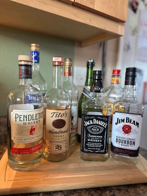 Empty Liquor Bottles, Alcohol Bottle Crafts, Lamp Making, Jack Daniels Distillery, Rum Bottle, Empty Wine Bottles, Olive Oil Dispenser, Tiki Torches, Alcohol Bottles