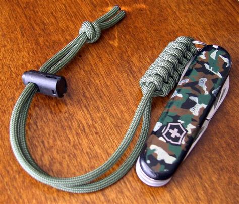 Survivor Backpack, Paracord Knife, Knife Lanyard, Paracord Accessories, Paracord Ideas, Paracord Diy, Paracord Knots, Paracord Beads, Paracord Keychain