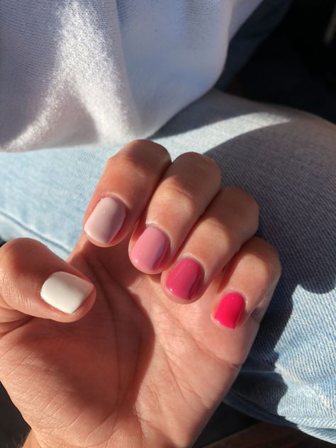 5 Color Manicure, Short Different Color Nails, Multi Colored Nails Short, Nails Each Nail Different Color, Neon Gradient Nails, Cute Nail Color Combos, Pink Multicolor Nails, 5 Color Nails, Short Multicolor Nails