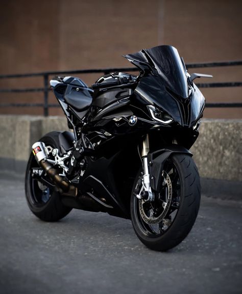 Bmw 1000rr Black, Sleek Motorcycle, Best Motorbike, Biker Photography, Motos Bmw, Motocross Love, Kawasaki Bikes, Motorcross Bike, Bike Aesthetic