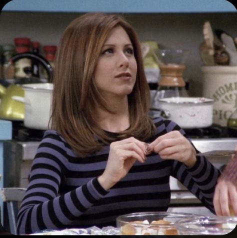 Rachel Green Hair, Friends Serie, Rachel Hair, Rachel Green Style, Rachel Green Outfits, Haircut Inspo, Jennifer Aniston Hair, Jenifer Aniston, Green Outfits