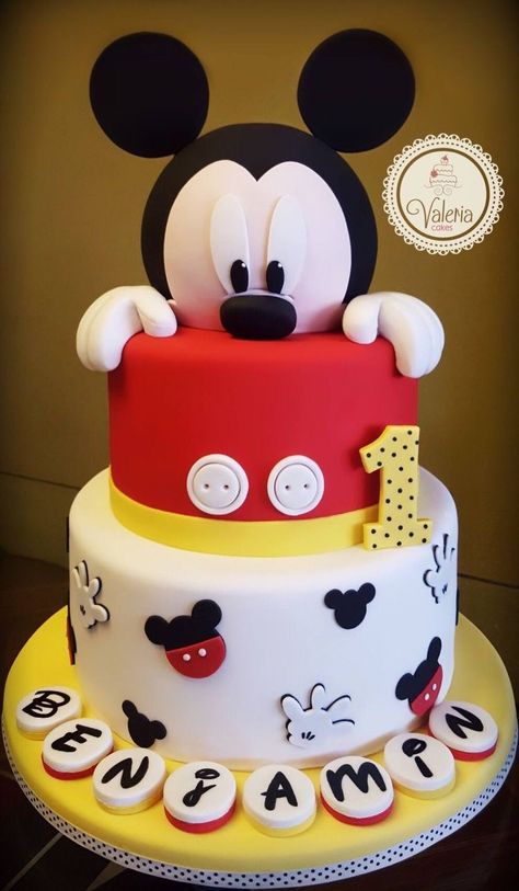 Mickey Mouse Torte, Bolo Do Mickey Mouse, Mickey Birthday Cakes, Γενέθλια Mickey Mouse, Mickey Cake, Mickey First Birthday, Mouse Birthday Cake, Mickey 1st Birthdays, Mickey Mouse Birthday Cake