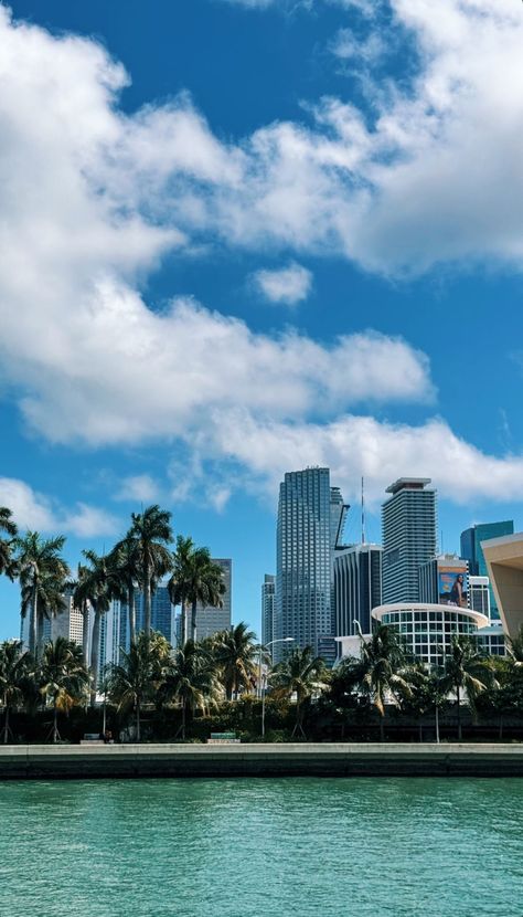 Miami Coconut Grove, Kodak Black Wallpaper, Miami Lifestyle, Moving To Miami, Miami City, Permanent Vacation, Miami Life, College Board, Kodak Black