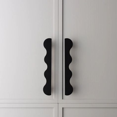 Karu Wave by Lo&Co Unique Cabinet Handle, Unique Kitchen Cabinet Handles, Eclectic Cabinet Hardware, Black Kitchen Knobs, Folk Studio, Kitchen Handle, Wardrobe Handle, Fuji Film, Cabinetry Hardware