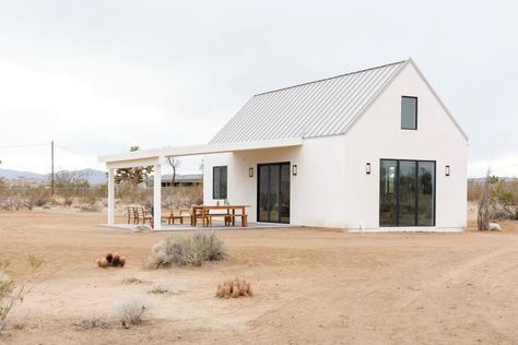 Cozy Vacation, Joshua Tree Airbnb, Rural Home, House Cladding, Compact House, Modern Barn House, Home Design Plan, Shed Homes, More About Me