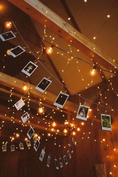 This is one of the fairy lights bedroom ideas that is perfect to hang pictures with. #fairylights #stringlights #bedroomlights Autumn Interior, Photo Polaroid, Fairy Lights Bedroom, Decor Studio, Diy Interior, Hanging Pictures, Bedroom Lighting, Bedroom Inspo, My New Room