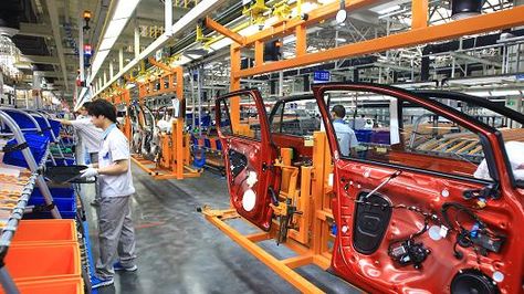 The White House is planning to confront Beijing over perceived injustices in its automobile industry, Axios News reported late on Sunday. Volkswagen Factory, Factory Worker, Human Rights Watch, Aluminum Can, Walter White, Forced Labor, Large Cars, A Robot, Automobile Industry