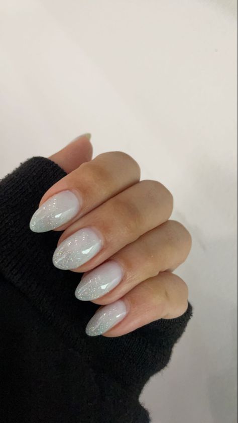 Ombré Nails, Ombre Nails Glitter, Gradient Nails, Glitter Ombre, Nails Inspo, Ombre Nails, Nails Nailart, Almond Nails, Beauty Nails