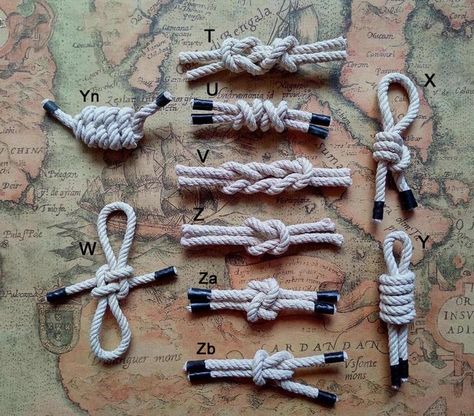 Nautical Knots How To Tie, Nautical Knots Decor, Sailors Knot, Sailing Knots, Knot Keychain, Nautical Ornaments, Knots Guide, Shadow Frame, Nautical Knots