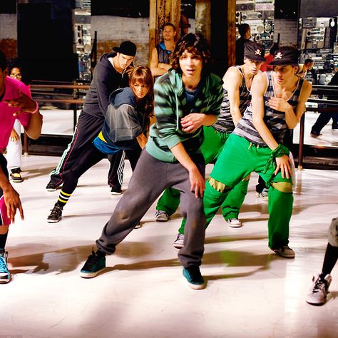 Step Up Dance Aesthetic, Step Up Aesthetic, 90s Hiphop Fashion, Moose Step Up, Adam Sevani, Step Up 3, Step Up Movies, People Dance, Hip Hop Street Style